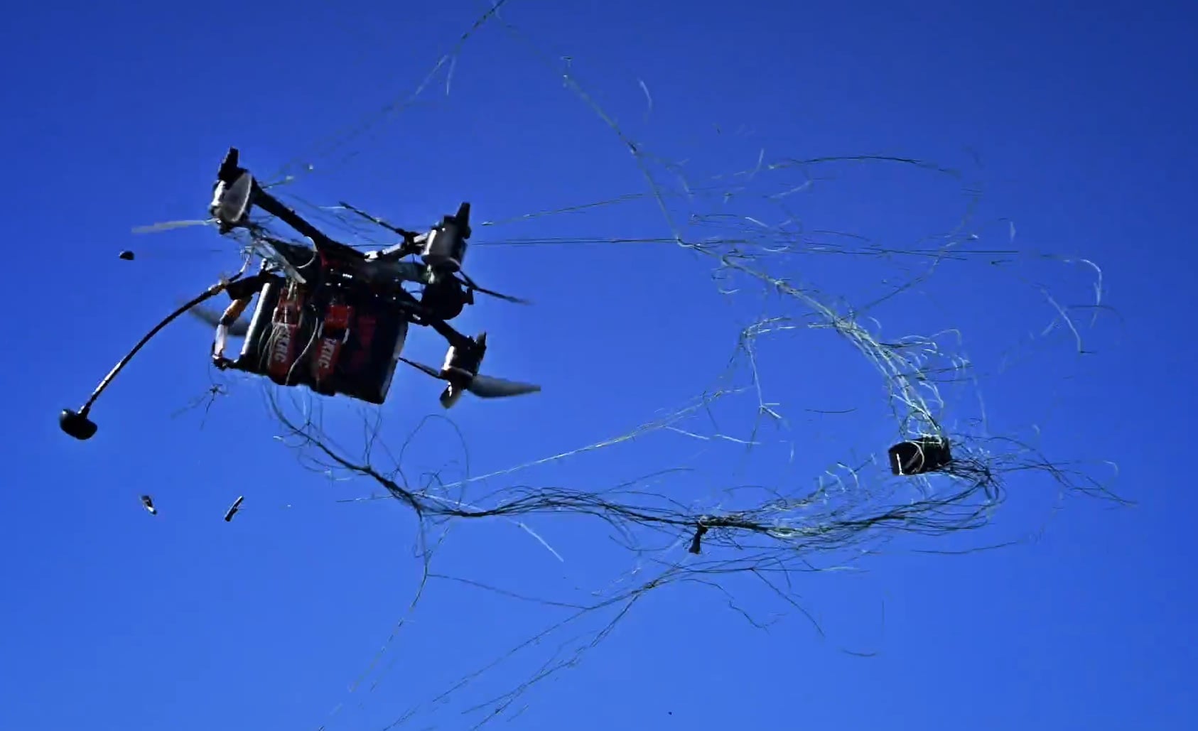 SoluTech Net Gun 001 — AI Net-Capturing Drone — деталь 1